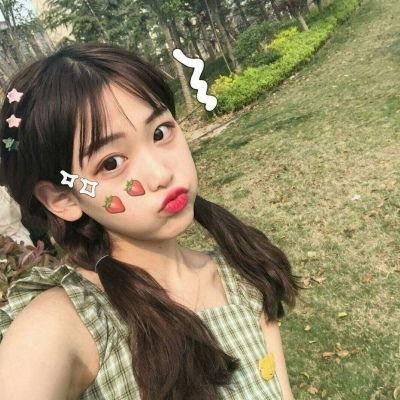 孖胎斗女巫